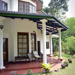2* Gasthof Pearl House